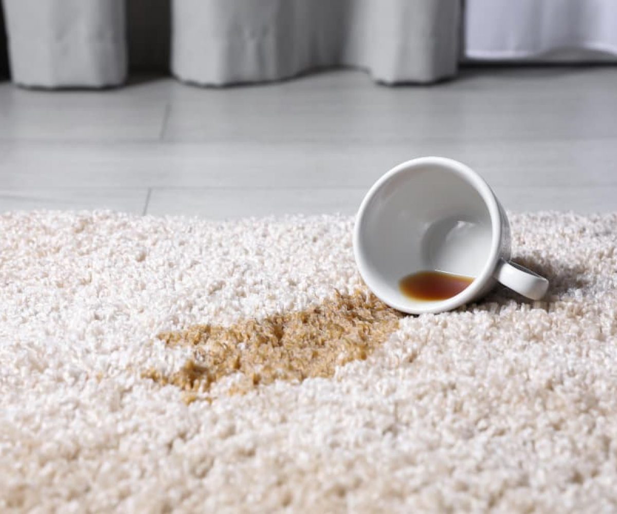 teppichreinigung-kaffeefleck-cleanaro